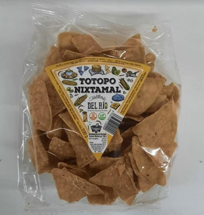 Nixtamal corn tortilla chips (totopos). 18 förpackningar med 200 g.